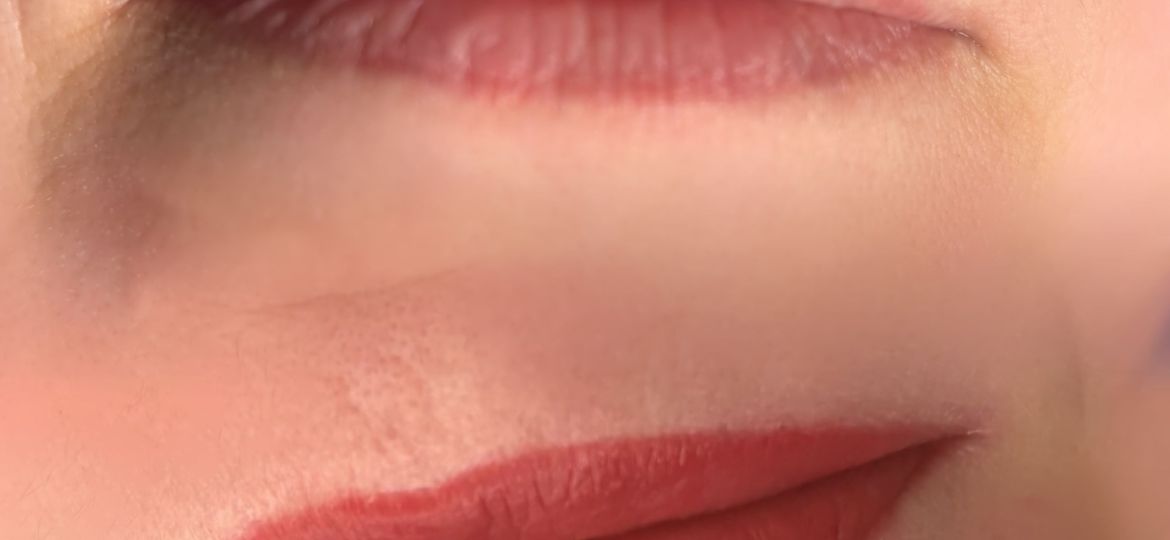 lip blush kitchener waterloo. lip tint . lip[ stain. permanent makeup